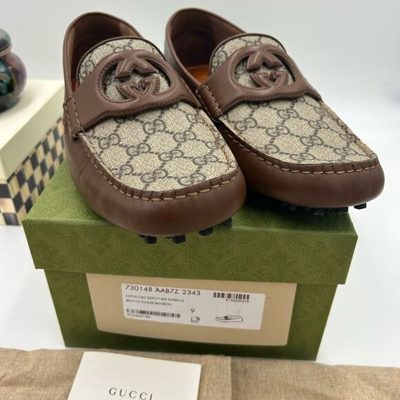 Men\'s Gucci interlocking G Supreme driver loafers size 9, made in Italy main image 5